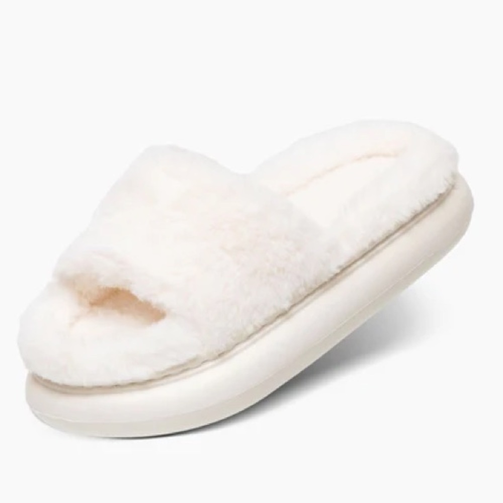 Cloud Slides - White Fuzzy Fur Slippers
